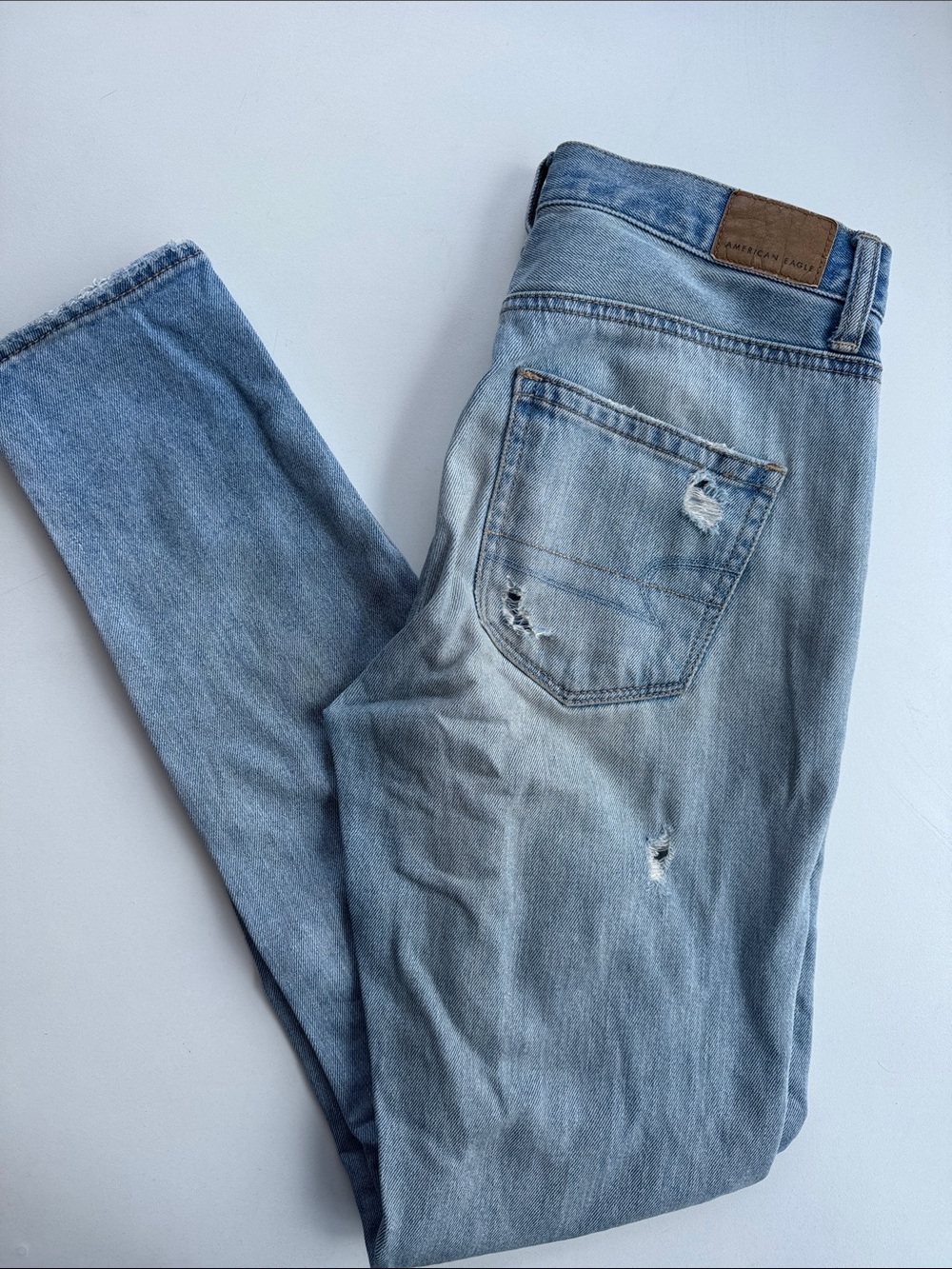 American Eagle Outfitters Light Blue mom Jeans